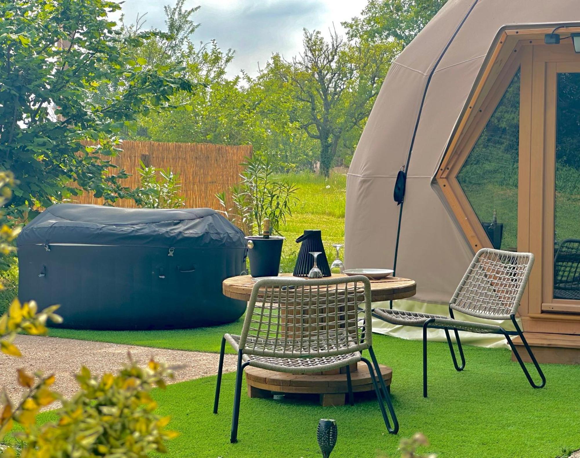 Dome Pathome Catonvielle Екстер'єр фото