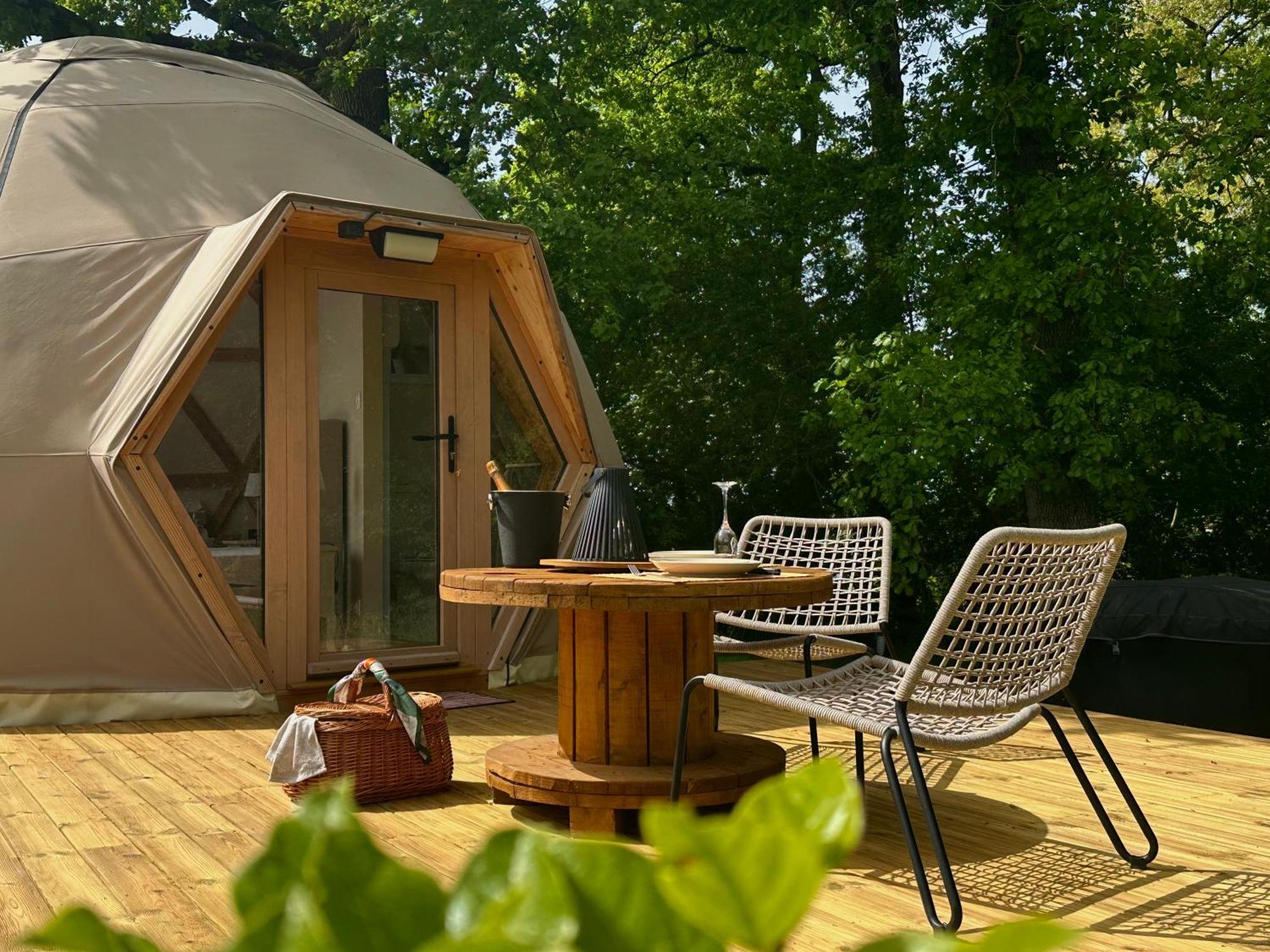 Dome Pathome Catonvielle Екстер'єр фото